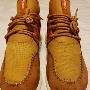 Adidas Tublar Moc athletic shoe